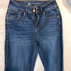 No Boundaries juniors Blue Jeans